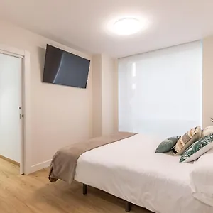 Appartamento Nuevo Y Luminoso En Plaza Moyua, Bilbao